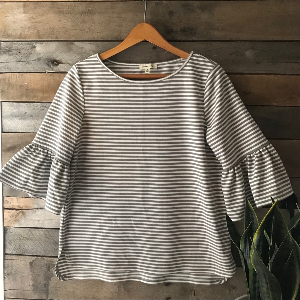 Max studio bell sleeve top